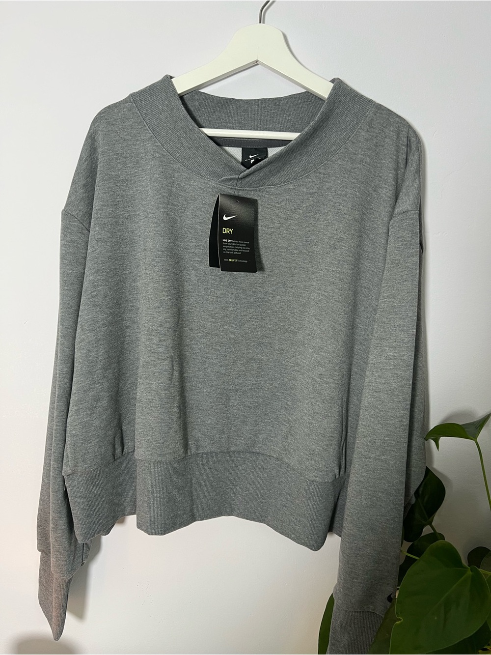 Nike Women’s Gray Dri-FIT Pullover Sweater